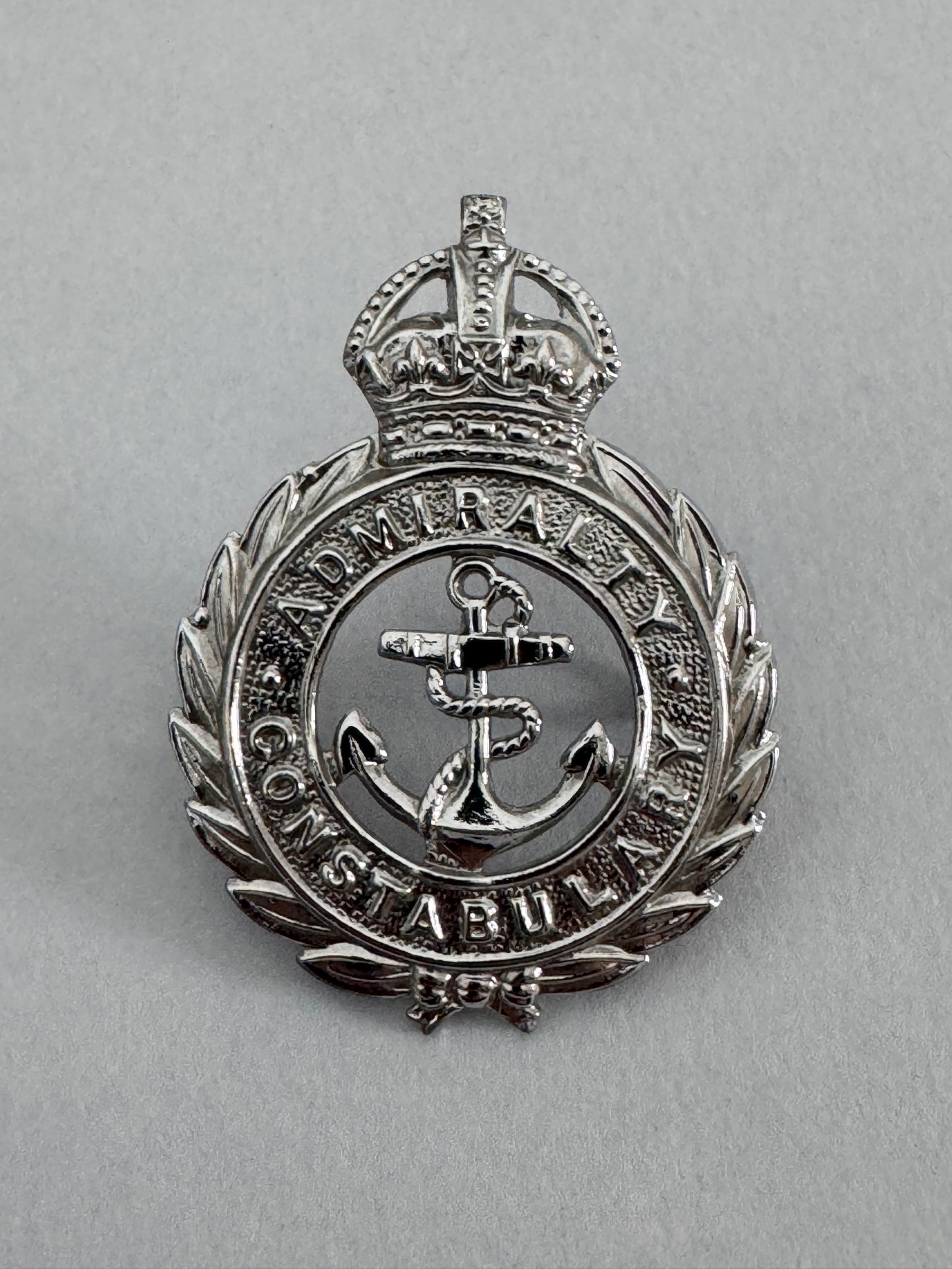 WW2 British Royal Navy Admiralty Constabulary Cap Badge