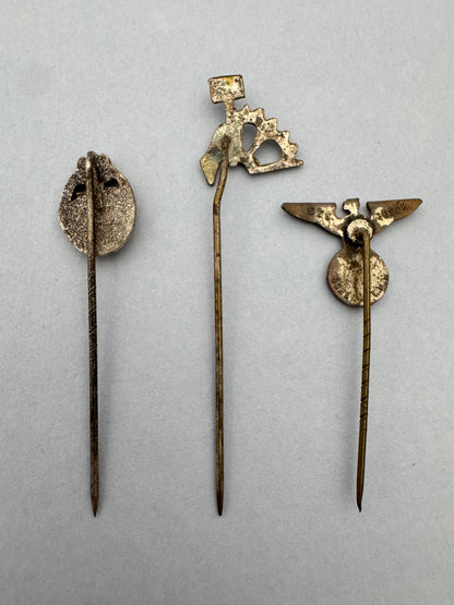 WW2 German Panzer Assault Badge & Other Stickpins – A trio of original stickpin miniature badges. A Panzer Assault Badge i...