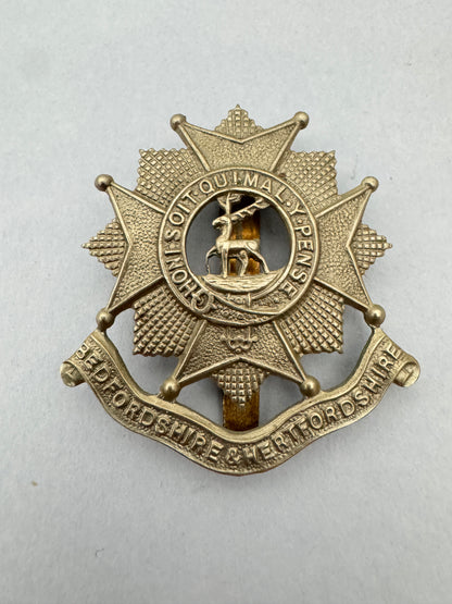 WW2 British Army Bedfordshire & Hertfordshire Regiment Cap Badge