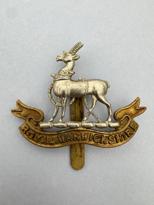 WW2 British Army Royal Warwickshire Regiment Cap Badge