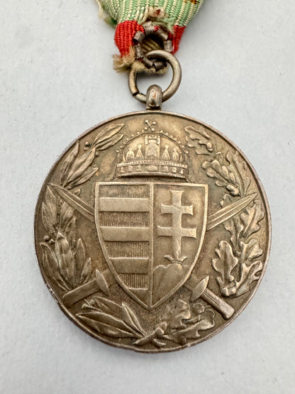 WW1 Hungarian Kingdom Commemorative Medal for Combatants 1914-1918