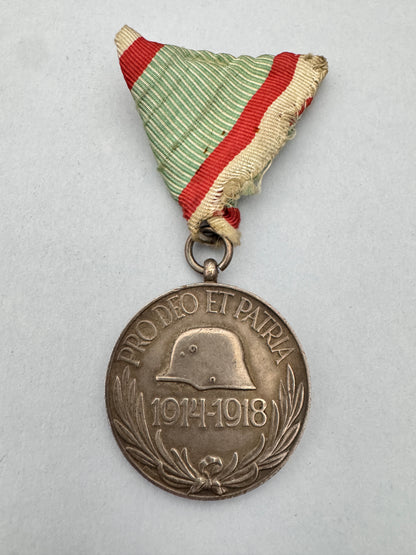 WW1 Hungarian Kingdom Commemorative Medal for Combatants 1914-1918