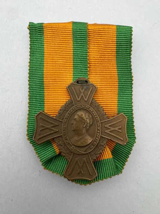 WW2 Netherlands War Commemorative Cross Medal