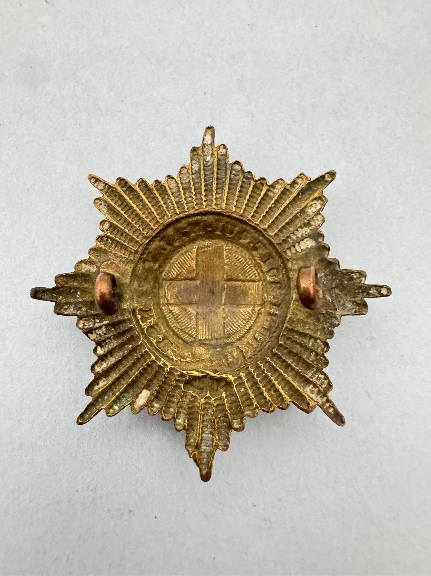 WW2 British Army Coldstream Guards Cap Badge