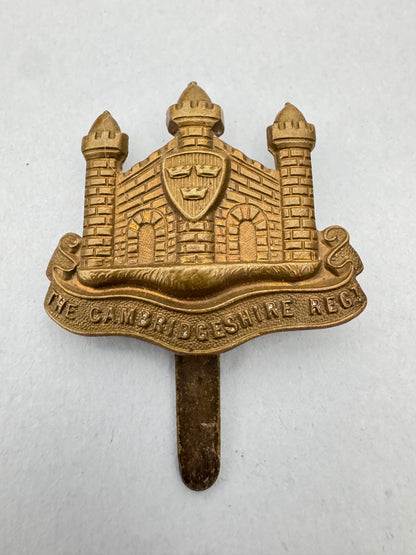 WW1 British Army Cambridgeshire Regiment War Economy Cap Badge