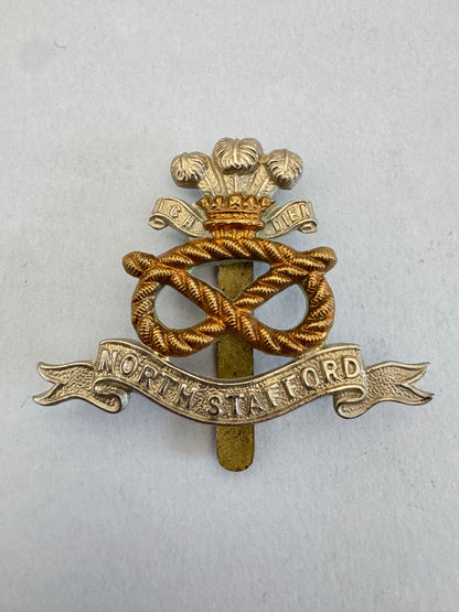 WW2 British Army North Staffordshire Regiment Cap Badge