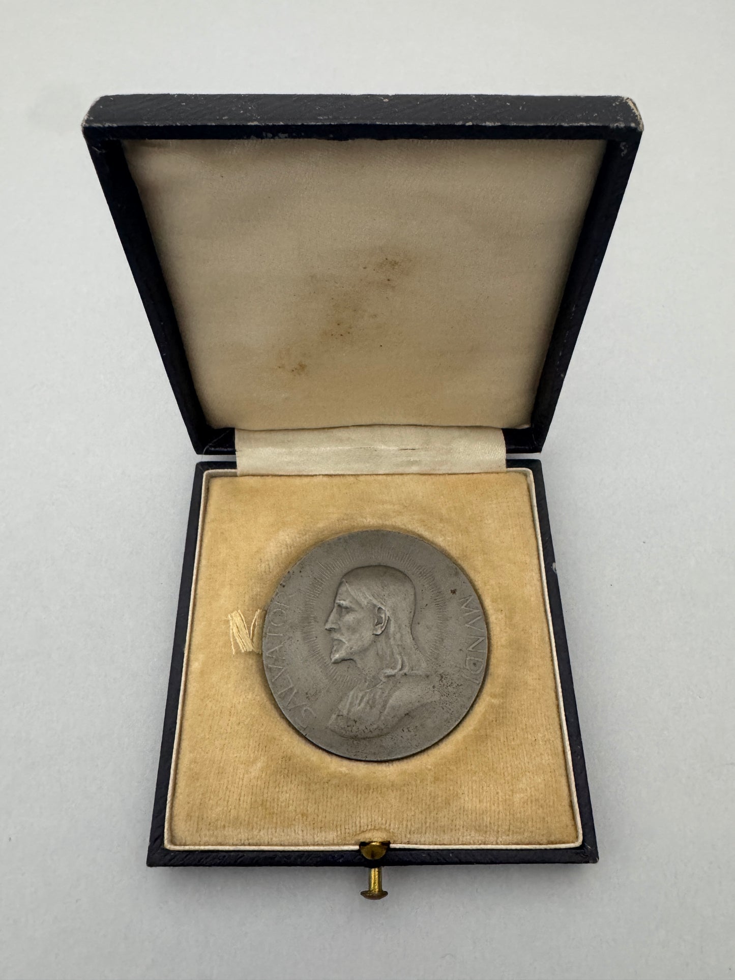 WW1 Austrian Empire Eiserne Salvatormedaille (Iron Salvator Medal)