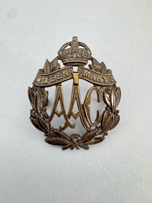 WW1 British Army Queen Mary's Army Auxiliary Corps (AAC) Officer's Cap Badge