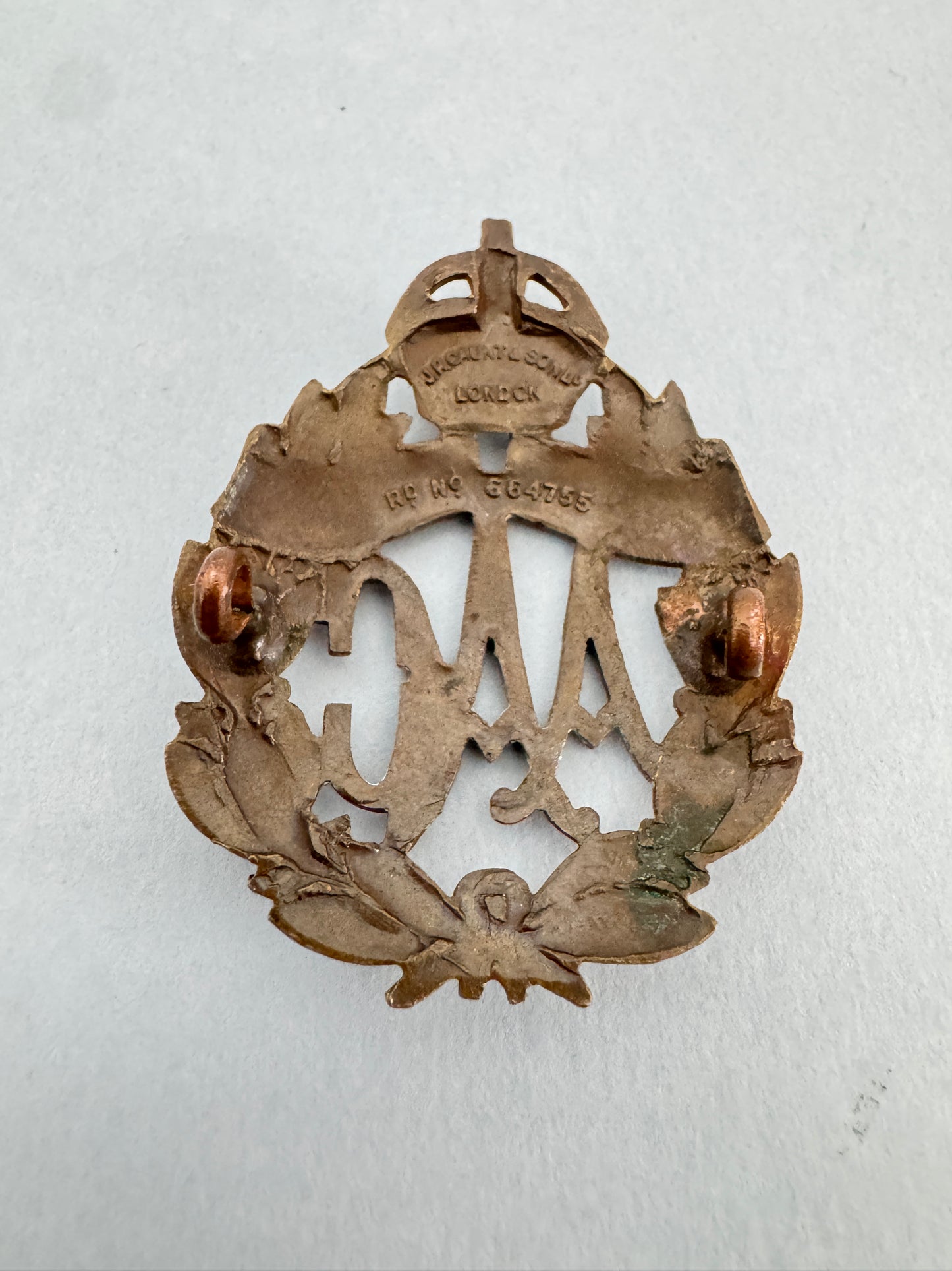 WW1 British Army Queen Mary's Army Auxiliary Corps (AAC) Officer's Cap Badge