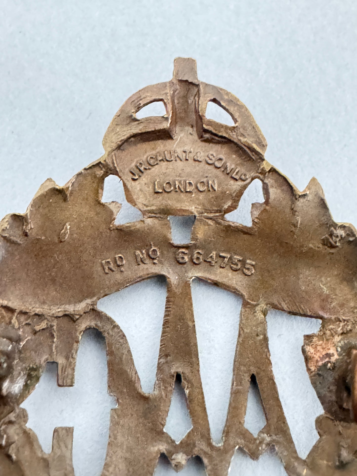 WW1 British Army Queen Mary's Army Auxiliary Corps (AAC) Officer's Cap Badge
