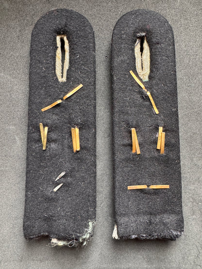 Photo 4 of WW2 Germany Army 51st Regiment Engineering Officer's Shoulder Boards - collectible militaria item