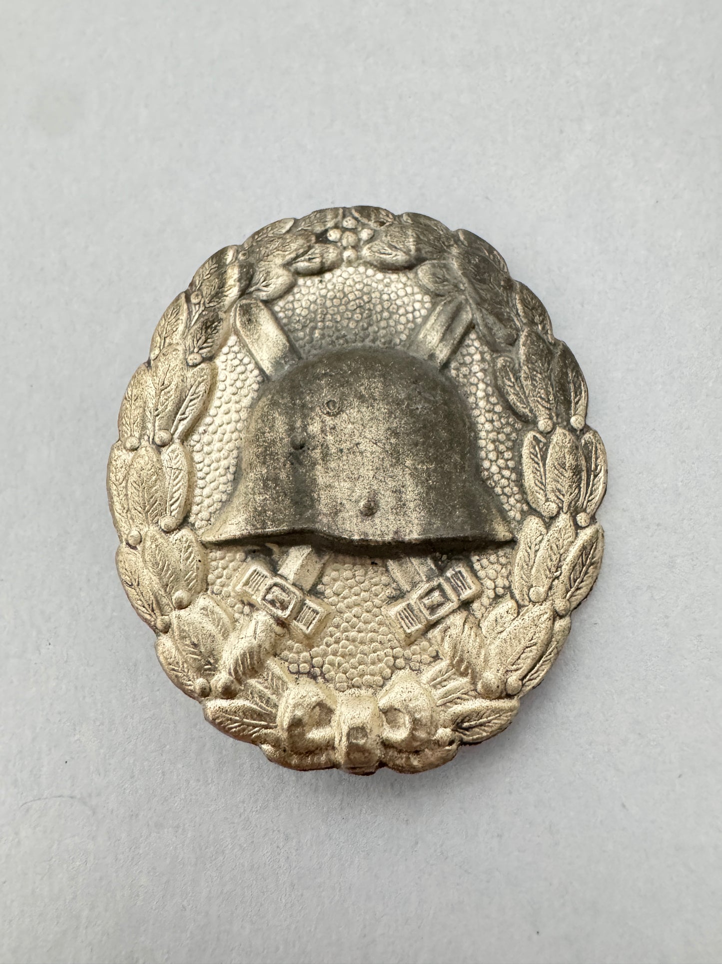 WW1 Imperial German Silver Wounds Combat Badge
