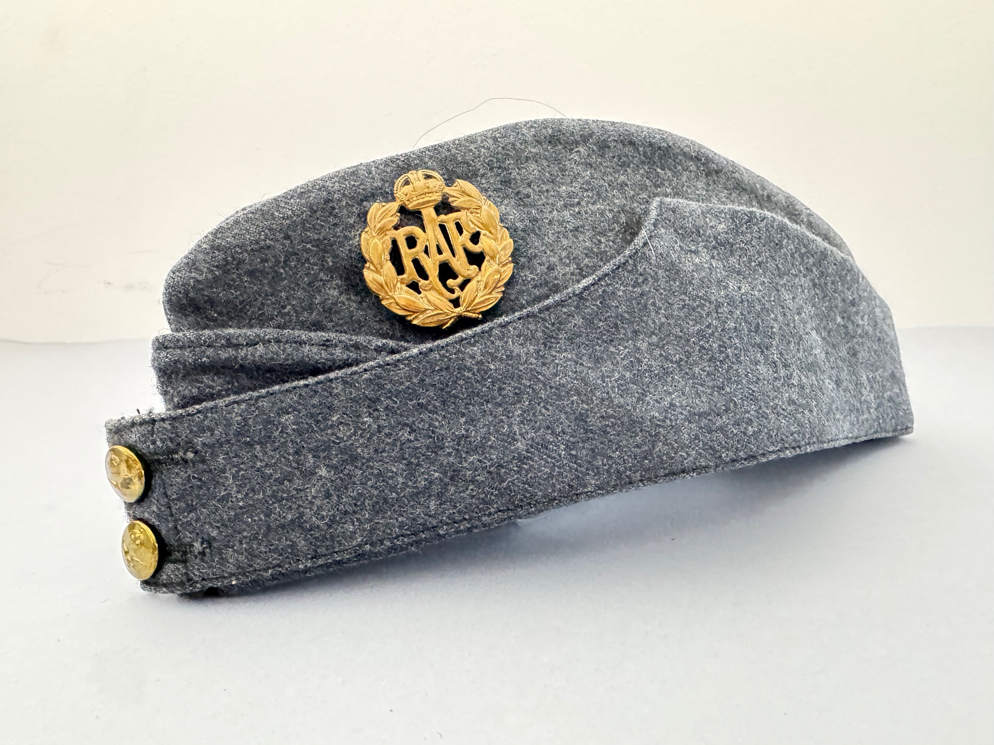 WW2 British RAF Royal Air Force Airman Side Cap 1942 Dated – Original Second World War British forage cap of a Aircraftsma...