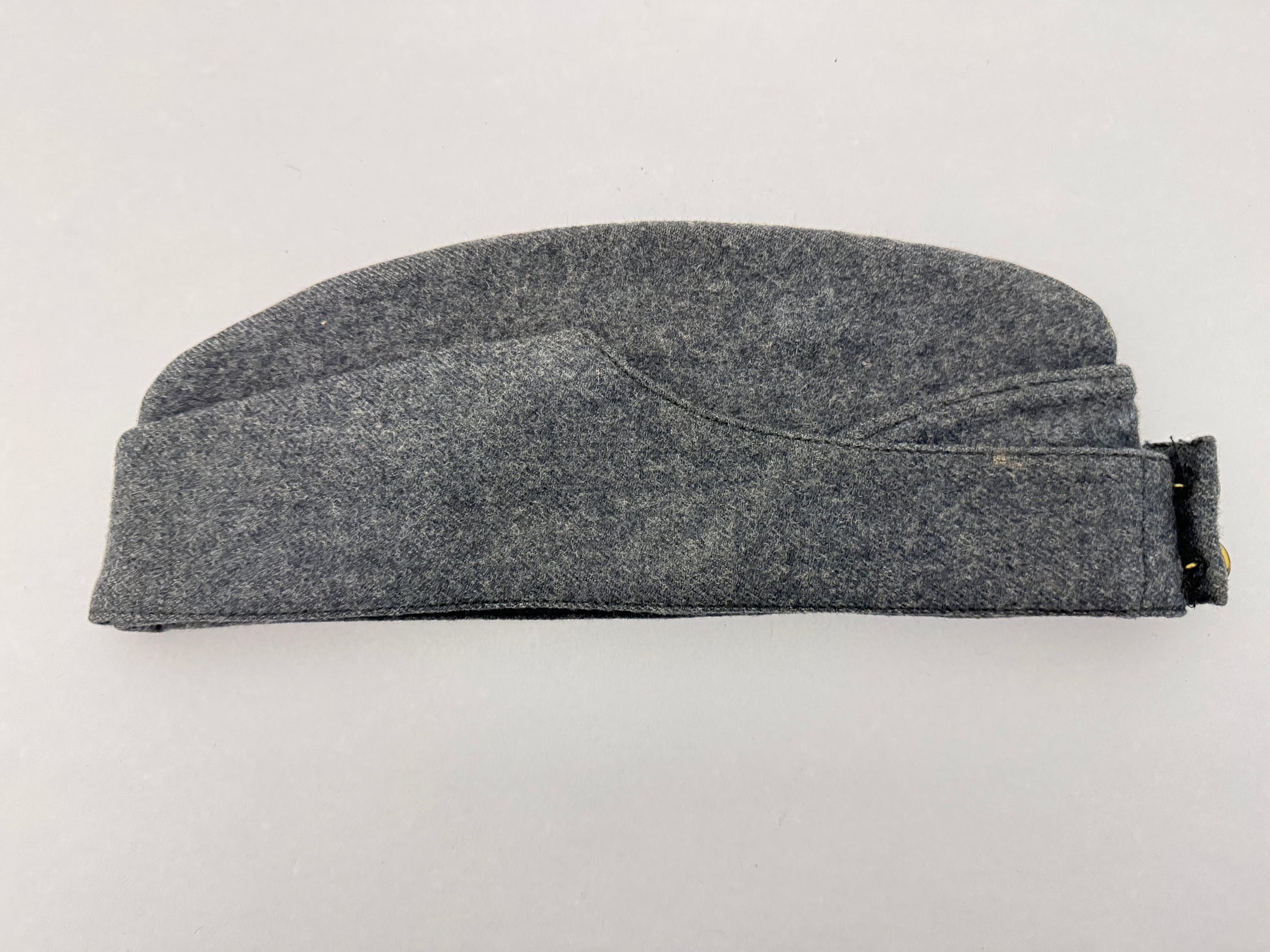 WW2 British RAF Royal Air Force Airman Side Cap 1942 Dated – Original Second World War British forage cap of a Aircraftsma...