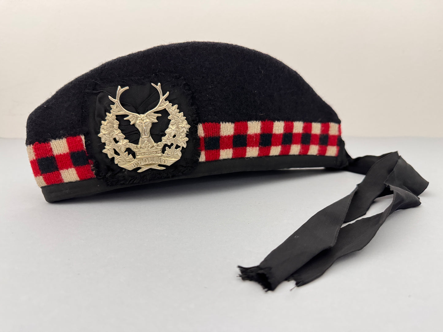 British Army Gordon Highlanders Diced Glengarry Side Cap – Original Second World War era British Glengarry forage cap of a...