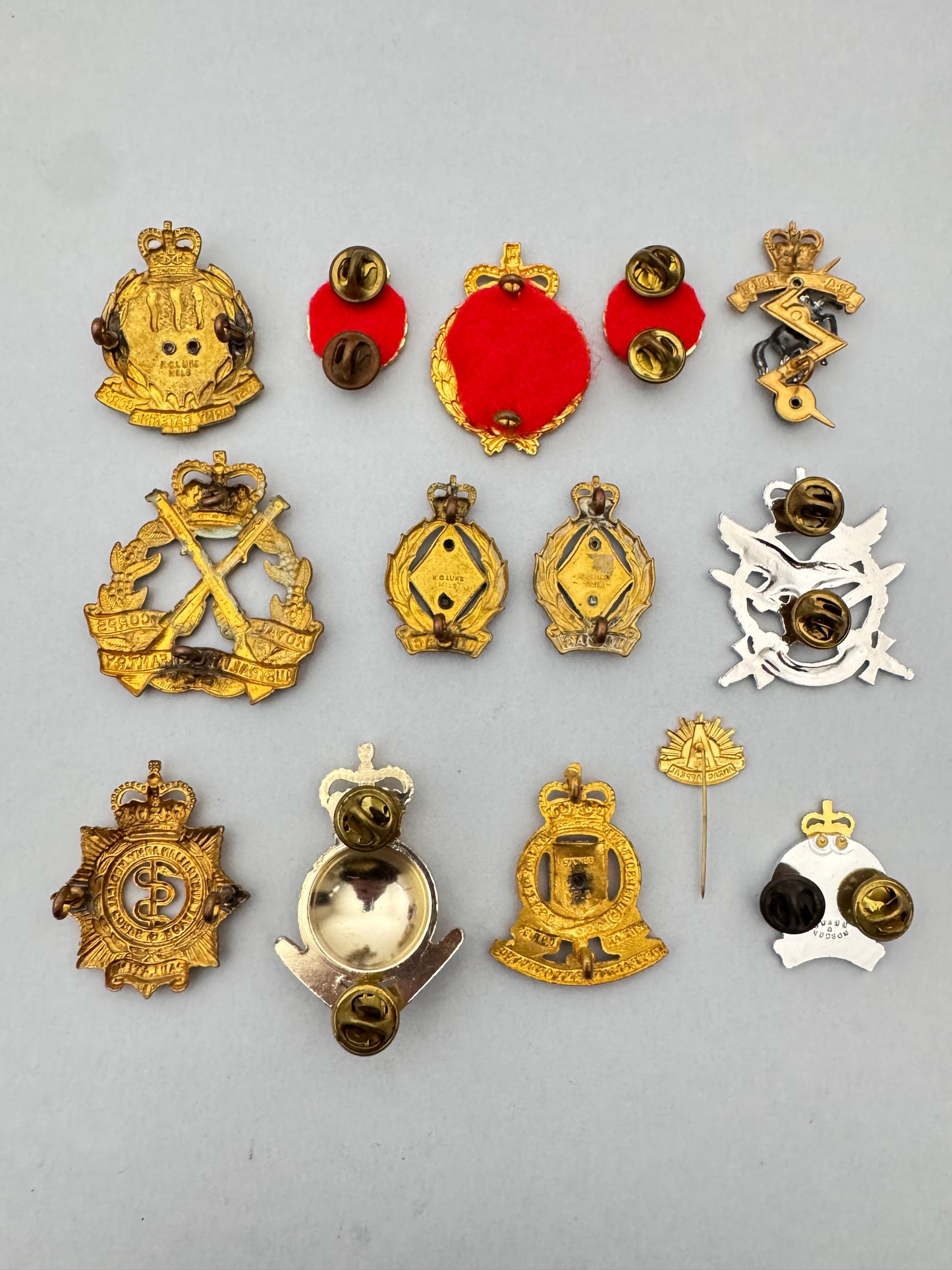 Post WW2 Australian Army Cap Badges ANZAC