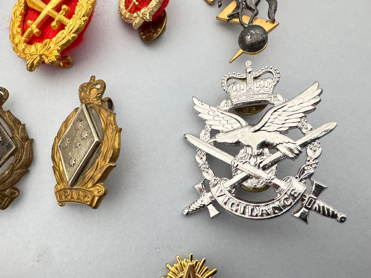 Post WW2 Australian Army Cap Badges ANZAC