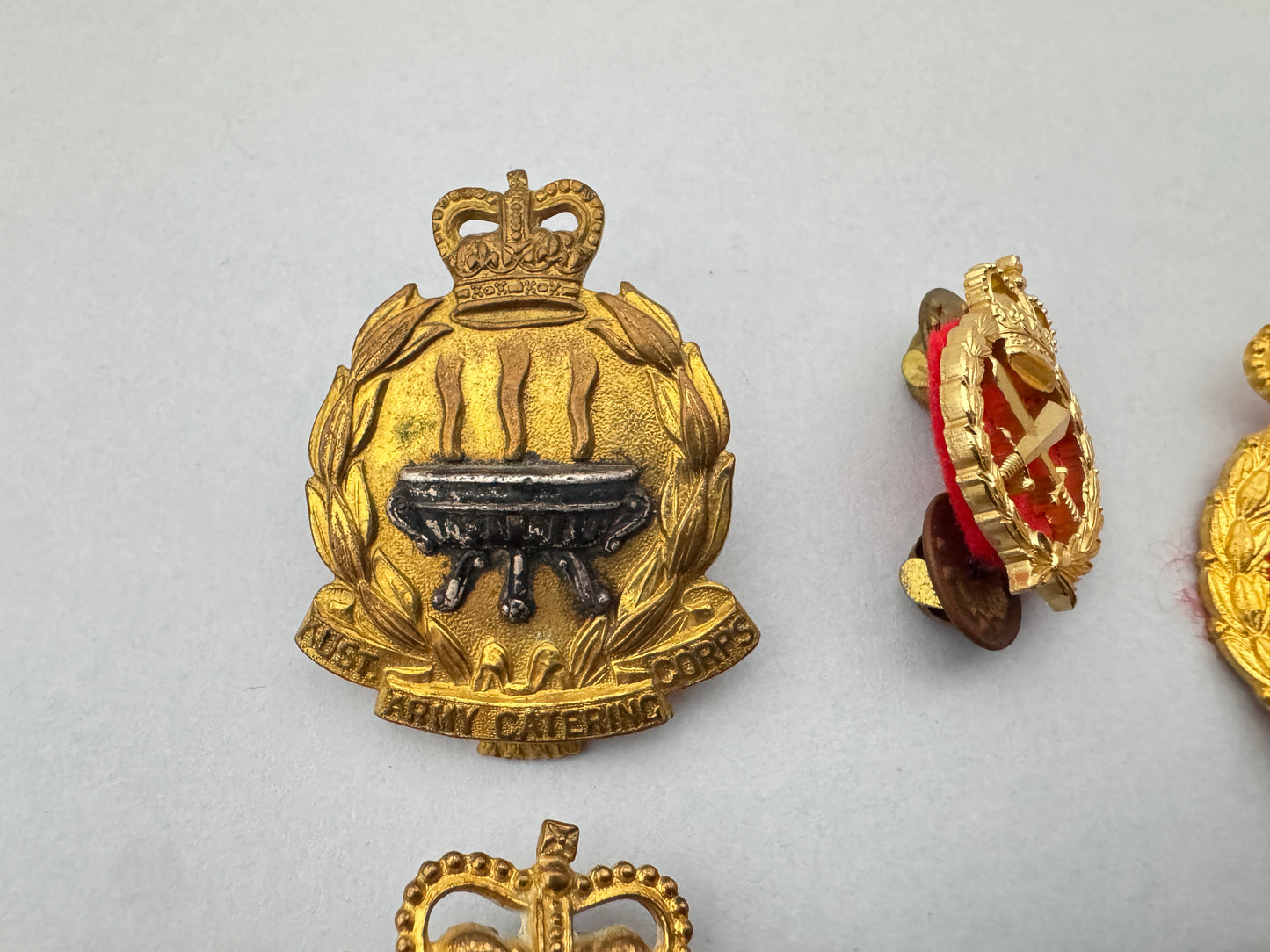 Post WW2 Australian Army Cap Badges ANZAC