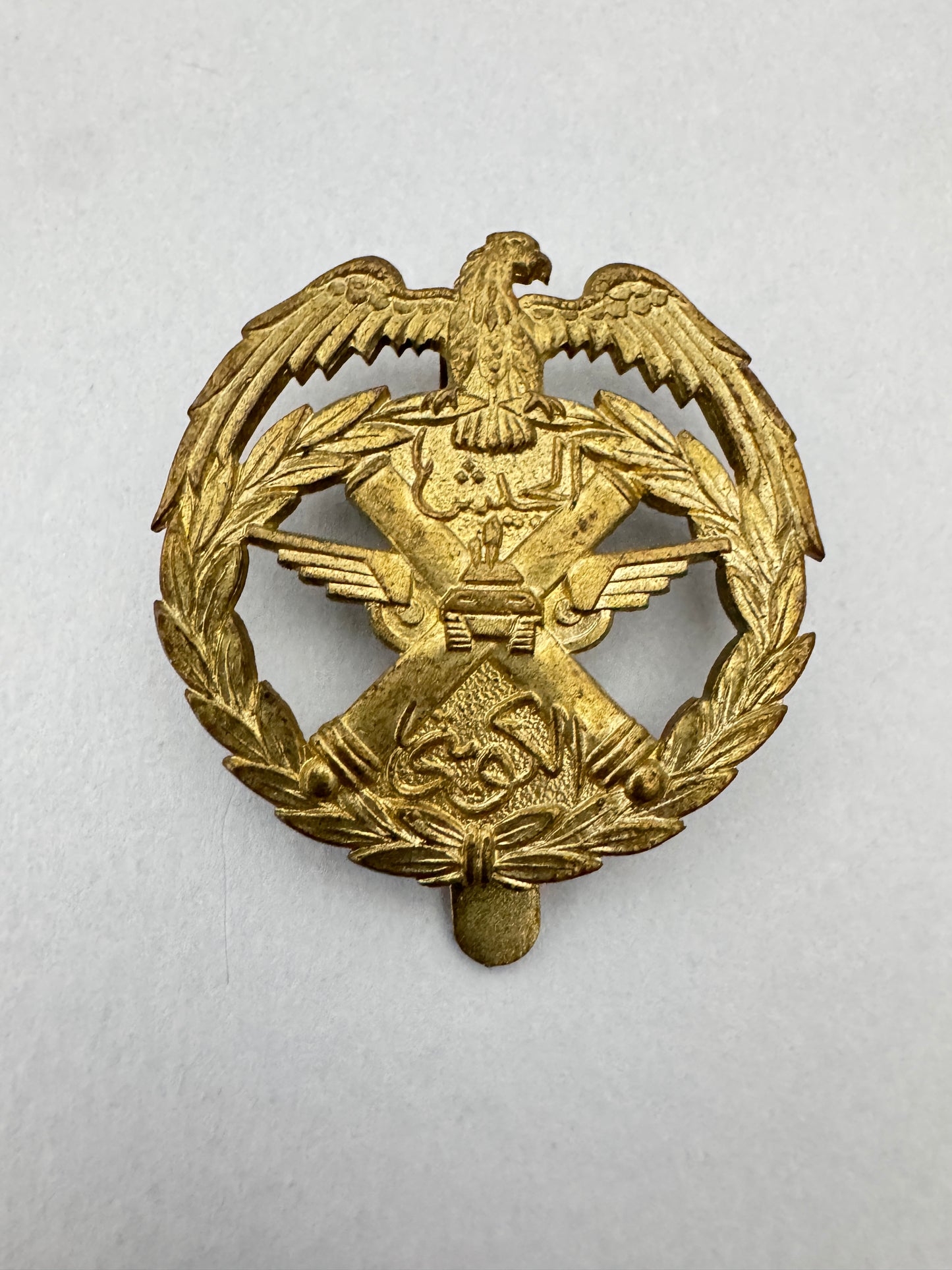 Kuwait Armed Forces Cap Badge - Iraq War