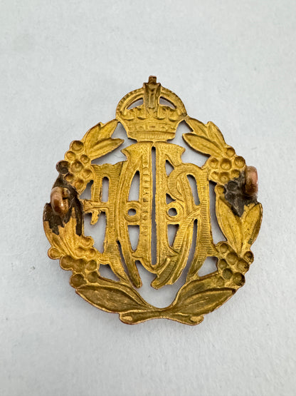 WW2 Royal Australian Air Force Cap Badge AMOR SYDNEY