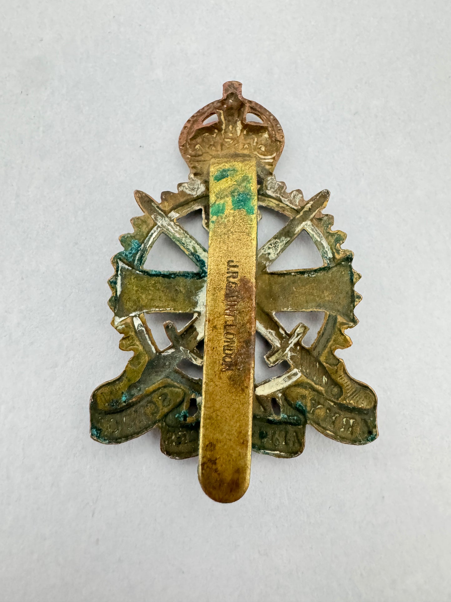 British Army (Engineering) Apprentices School Cap Badge GAUNT