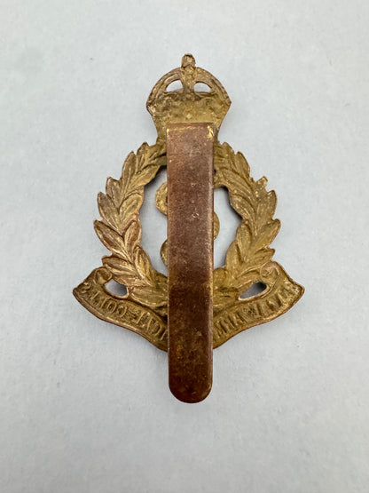 WW2 British Royal Army Medical Corps RAMC Cap Badge