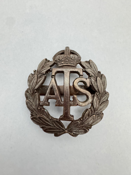 WW2 British Army Territorial Service (ATS) Officer's Cap Badge GAUNT