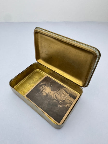 WW1 British Princess Mary Brass Gift Tin Christmas 1914 + Image of King George V