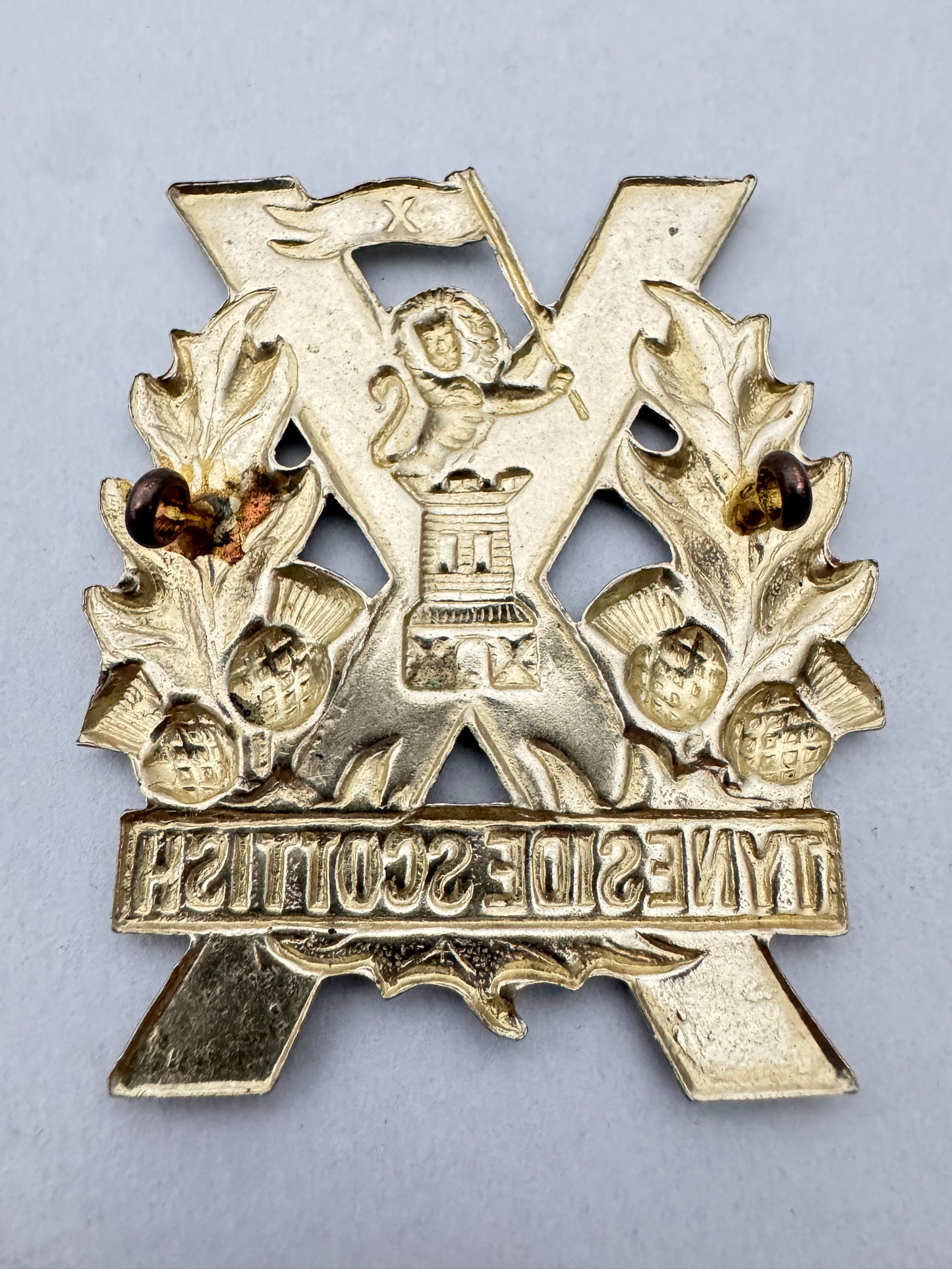 WW1 British Army Tyneside Scottish Glengarry Cap Badge