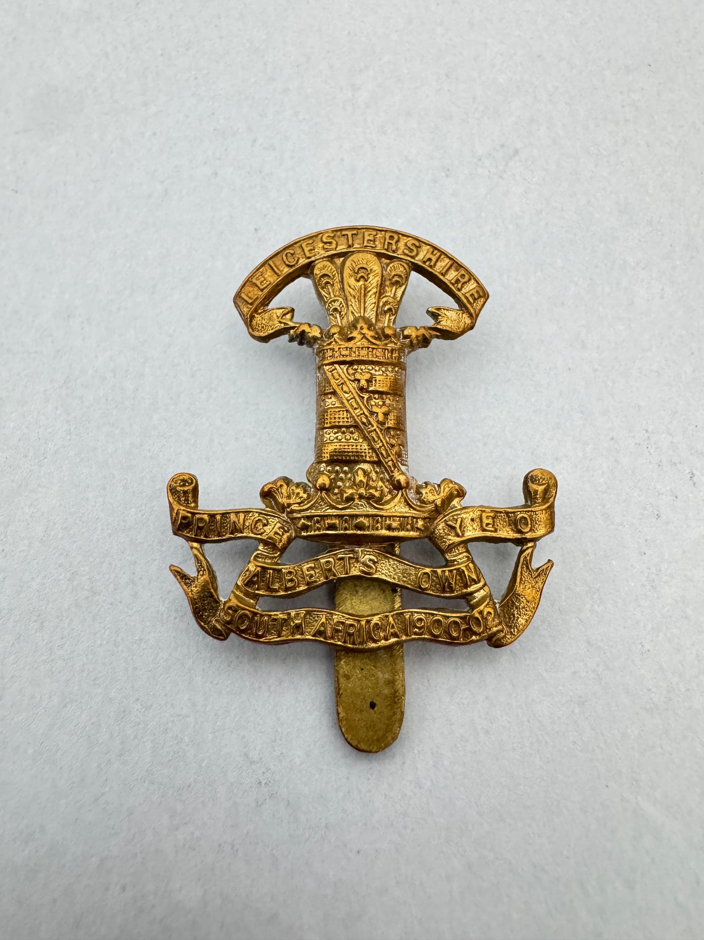 WW2 British Army Leicestershire Yeomanry Cap Badge