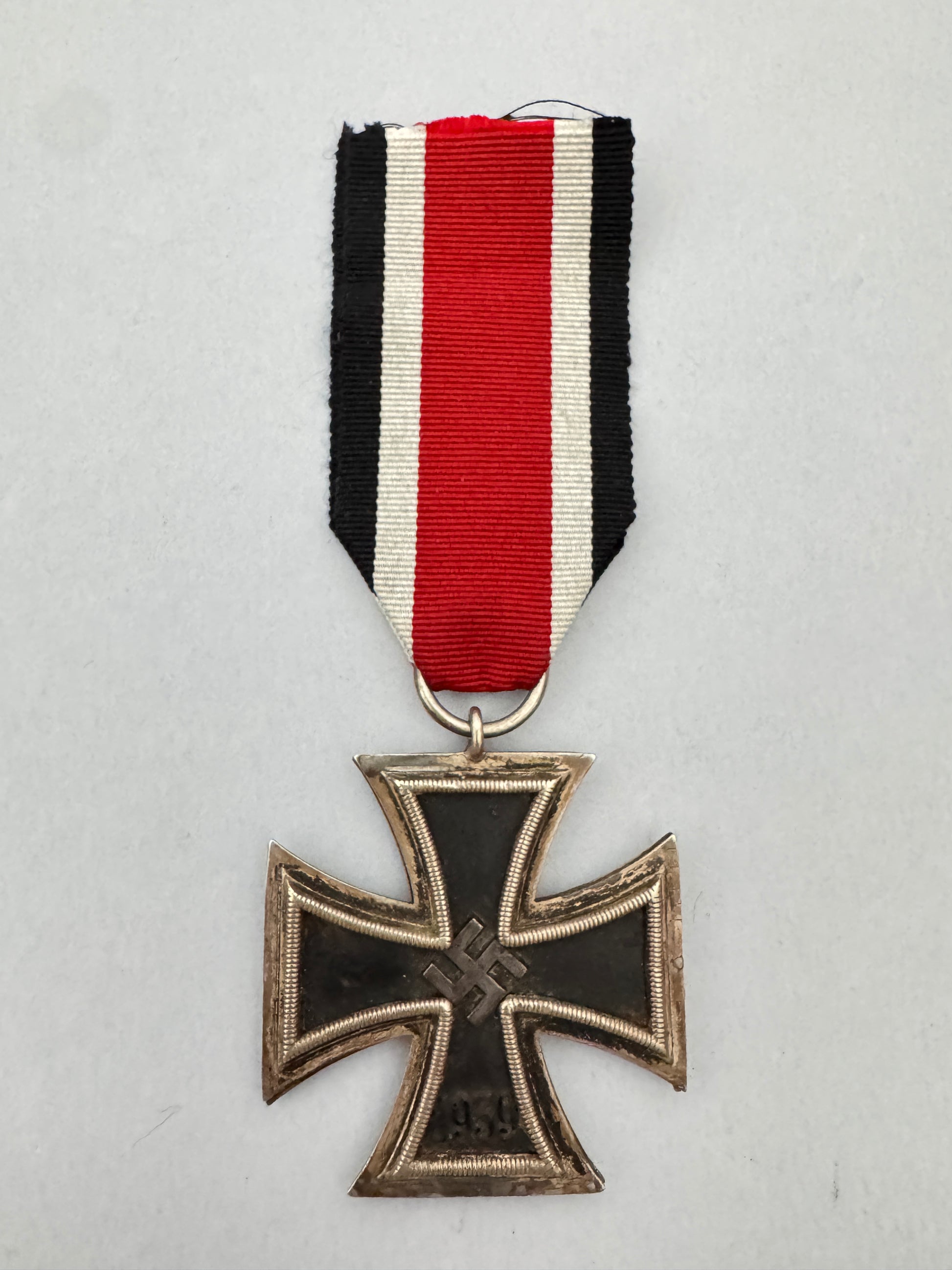 WW2 German Iron Cross Second Class Medal – An original 1939 Iron Cross 2nd Class. A German bravery award issued during World