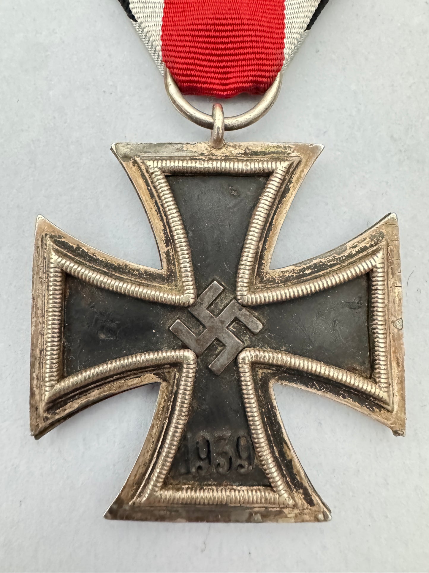 WW2 German Iron Cross Second Class Medal – An original 1939 Iron Cross 2nd Class. A German bravery award issued during World