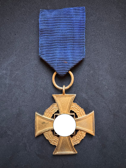 Photo 1 of Third Reich Civil Service 40-Year Long Faithful Service Medal - collectible militaria item