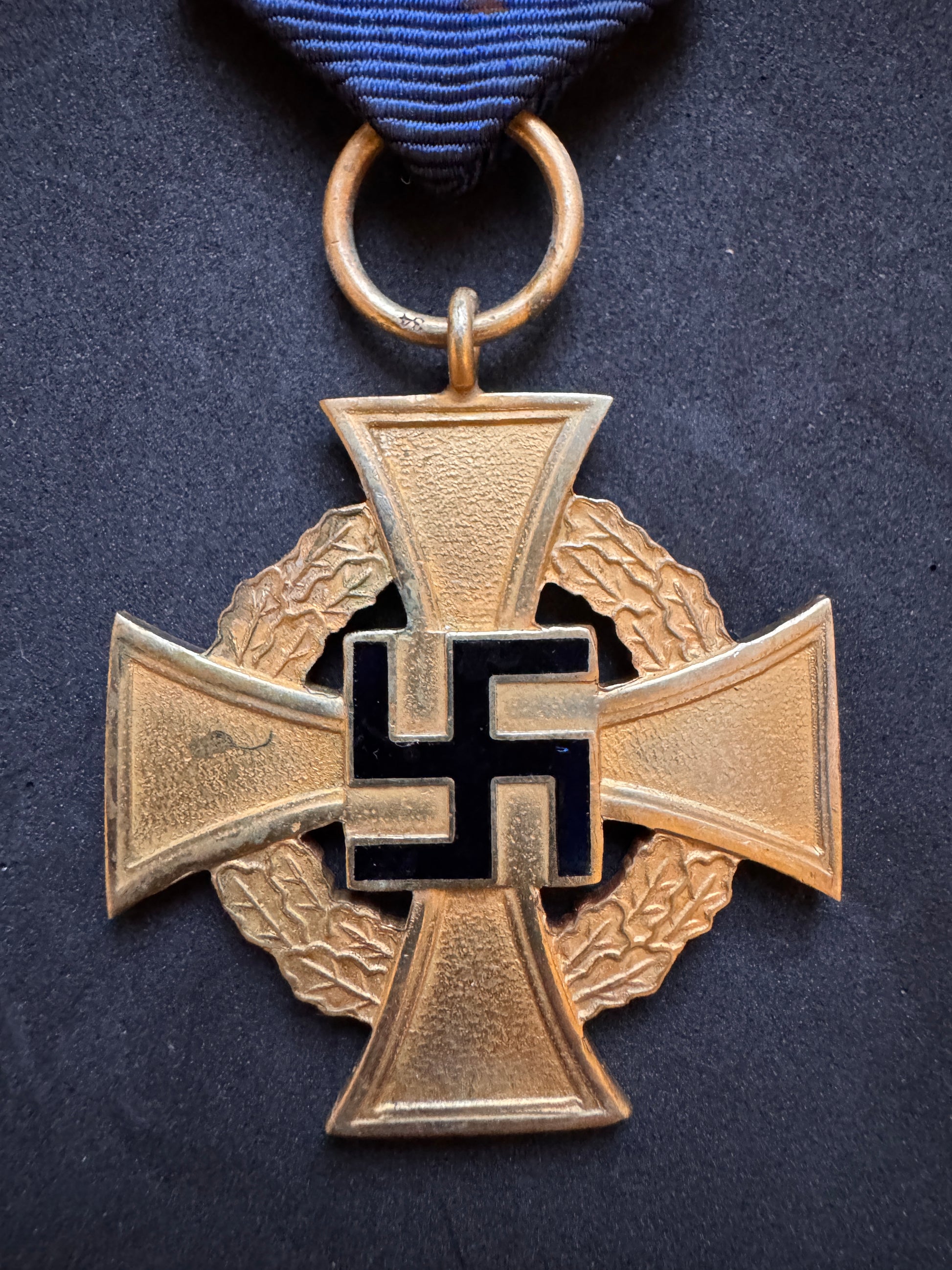 Photo 3 of Third Reich Civil Service 40-Year Long Faithful Service Medal - collectible militaria item