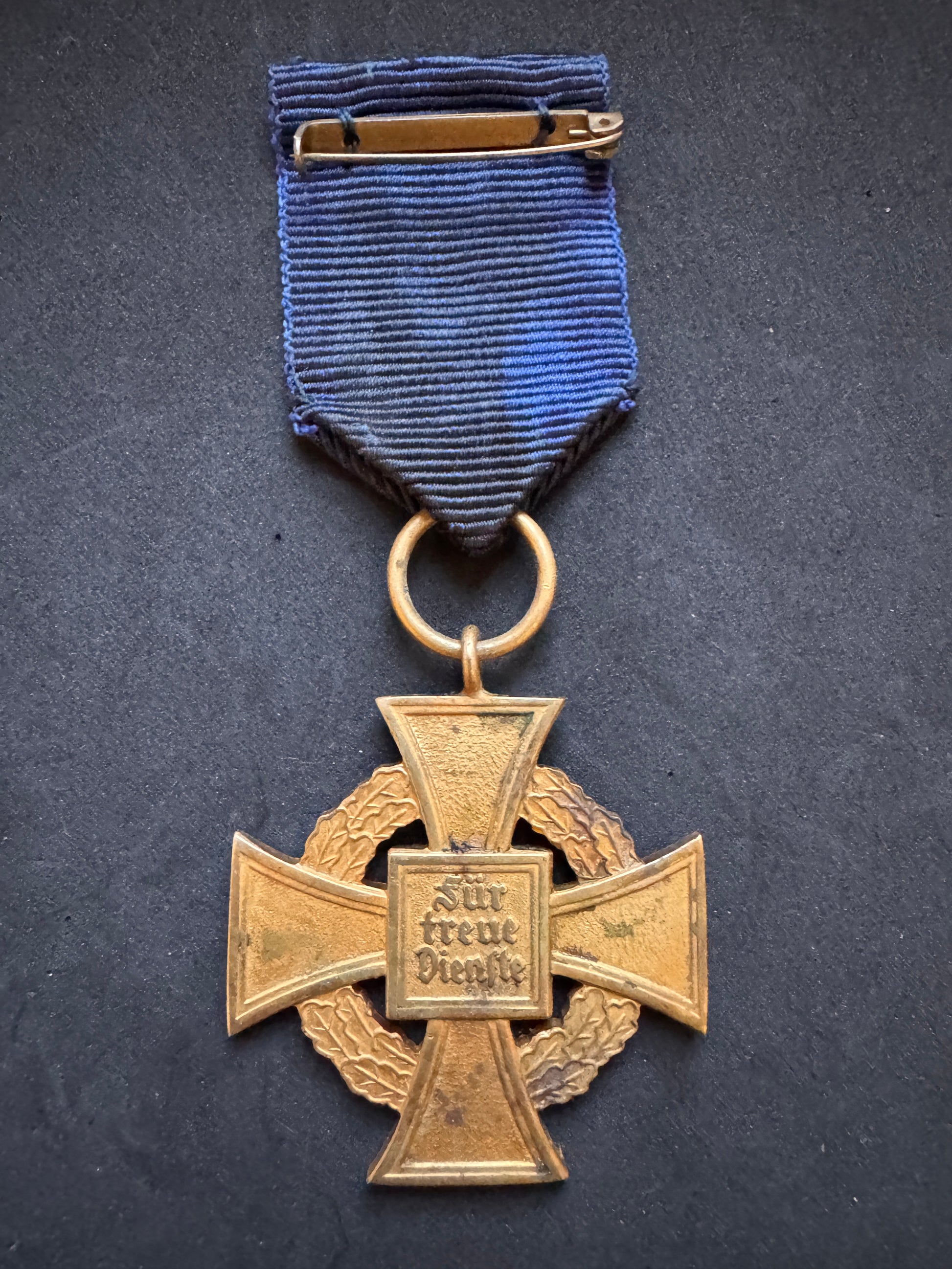 Photo 4 of Third Reich Civil Service 40-Year Long Faithful Service Medal - collectible militaria item