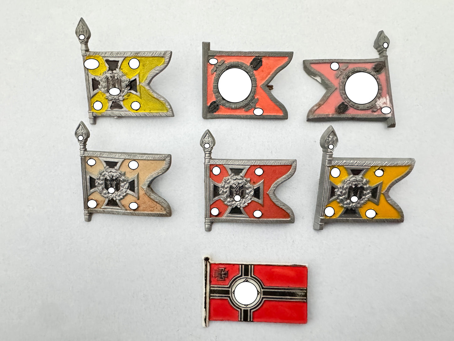 WW2 German WHW Wehrmacht Flag Banner Tinnie Badges