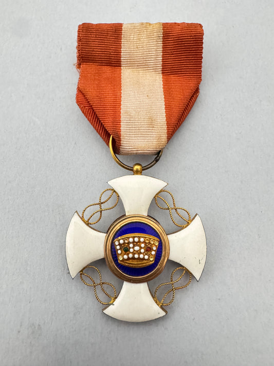 Italian Order of The Crown Knight Class Medal