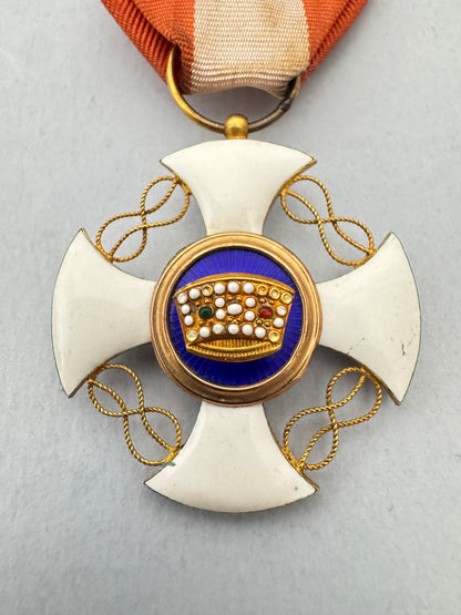 Italian Order of The Crown Knight Class Medal