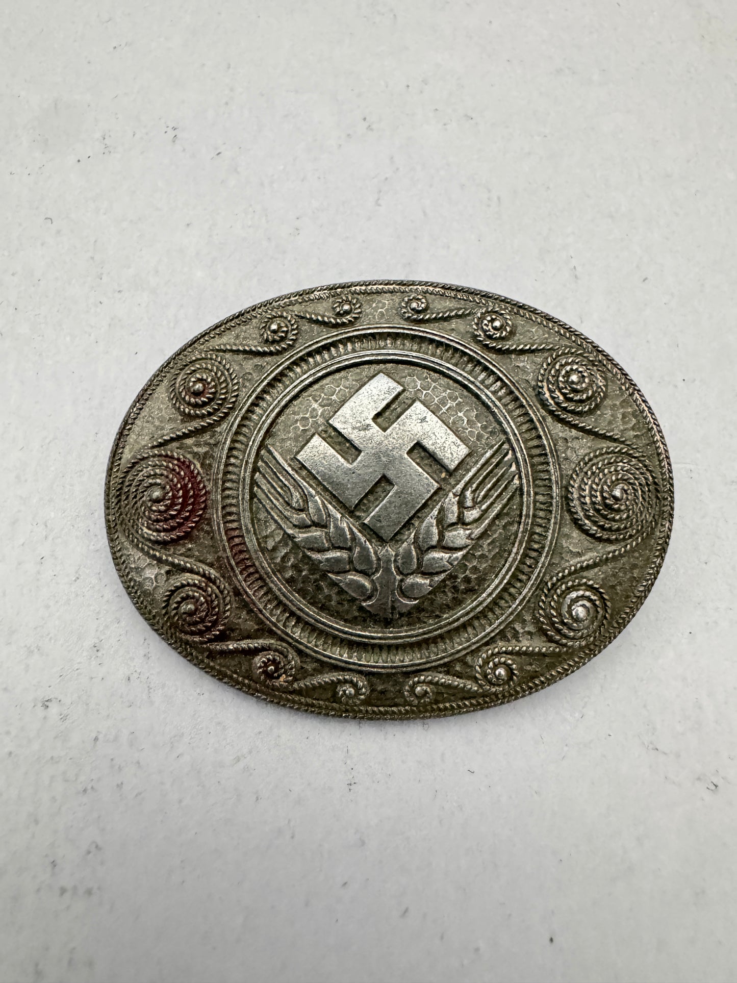 WW2 German Labour Corps Female Breast Badge