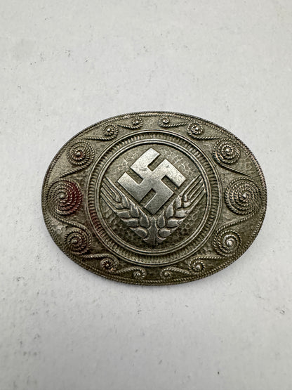 WW2 German Labour Corps Female Breast Badge
