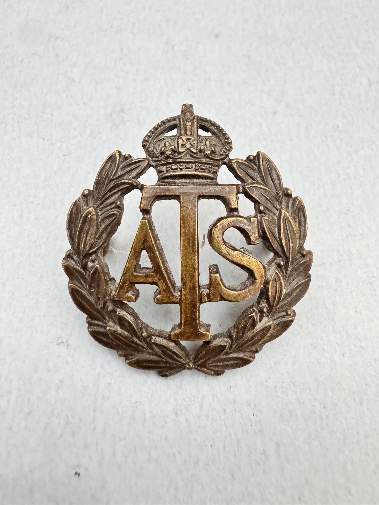 WW2 British Army Auxiliary Territorial Service Officer Cap Badge ATS