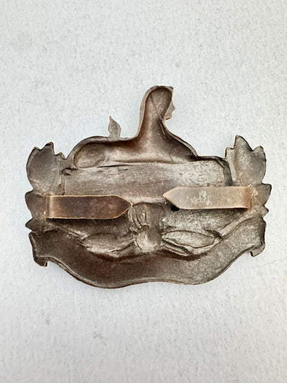 WW2 British Army Gloucestershire Regiment Officer Cap Badge