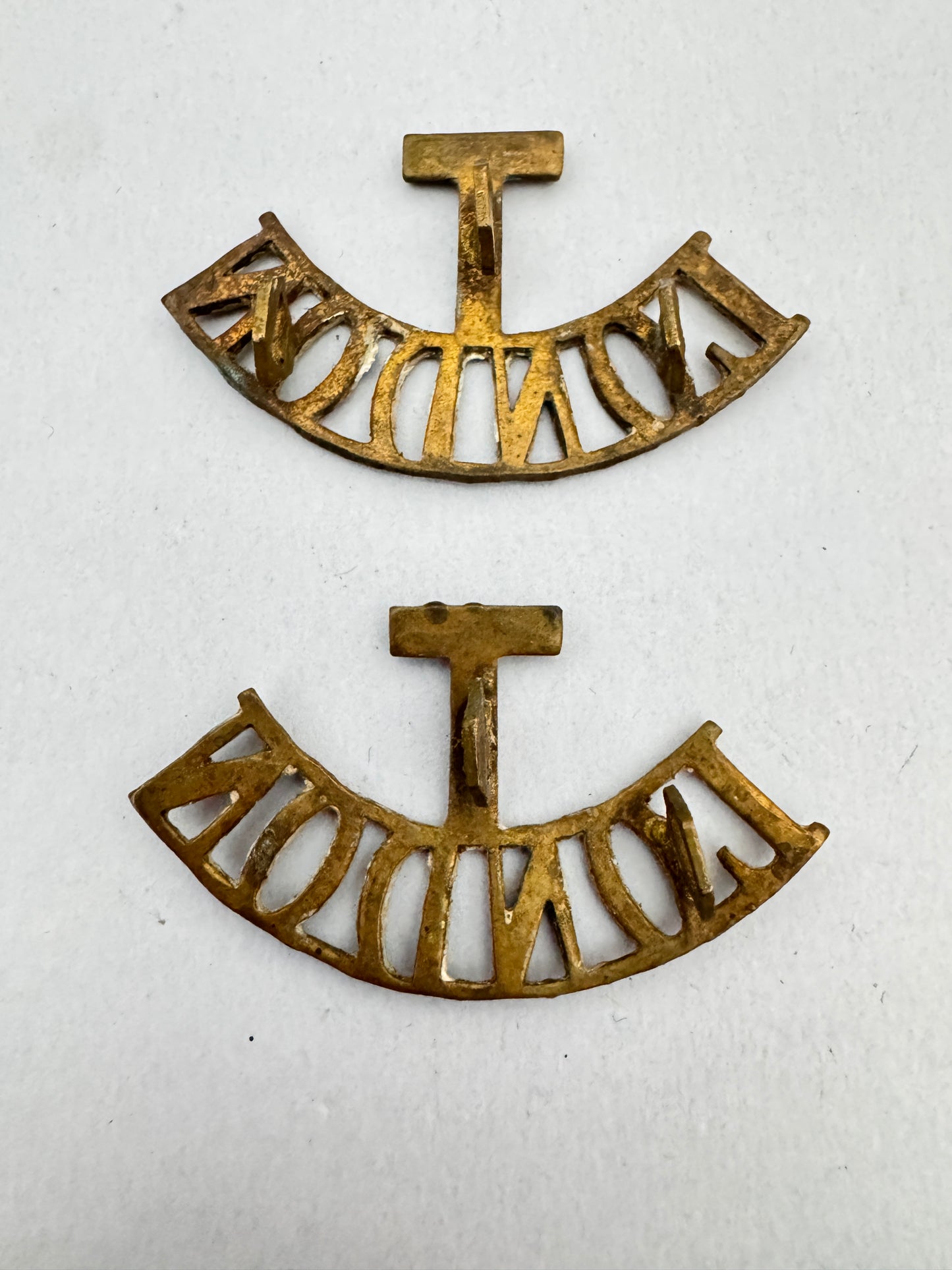 WW1 British Army London Regiment Territorials Shoulder Title Badges T.LONDON