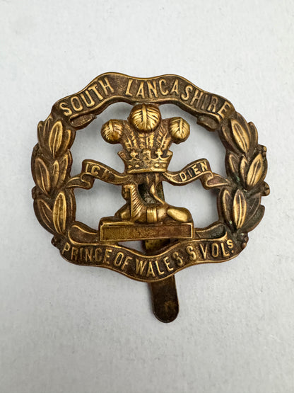 WW1 British Army 5th Battalion South Lancashire Volunteers Cap Badge