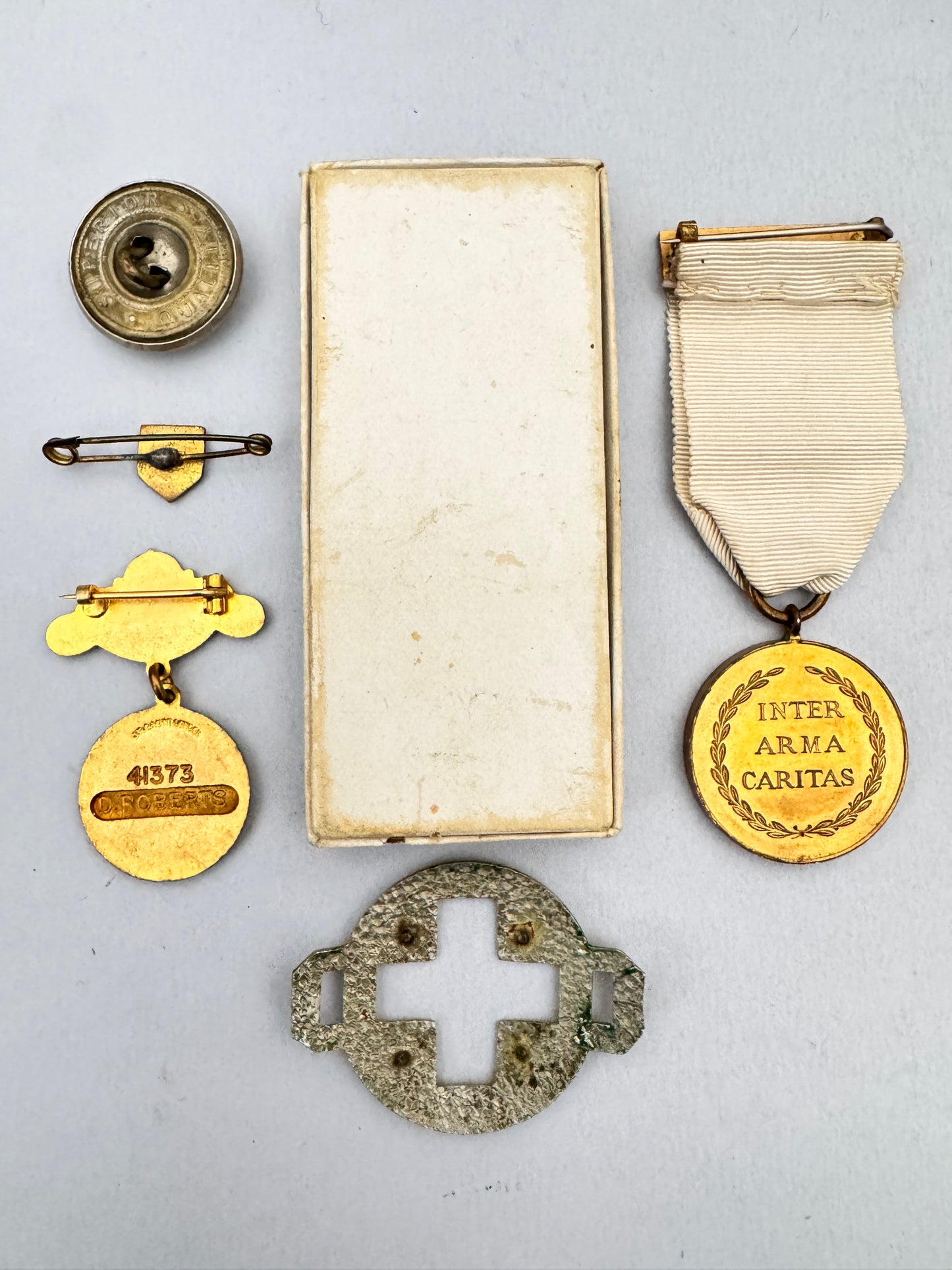 WW1 British Red Cross War Service Medal & Lapel Badges