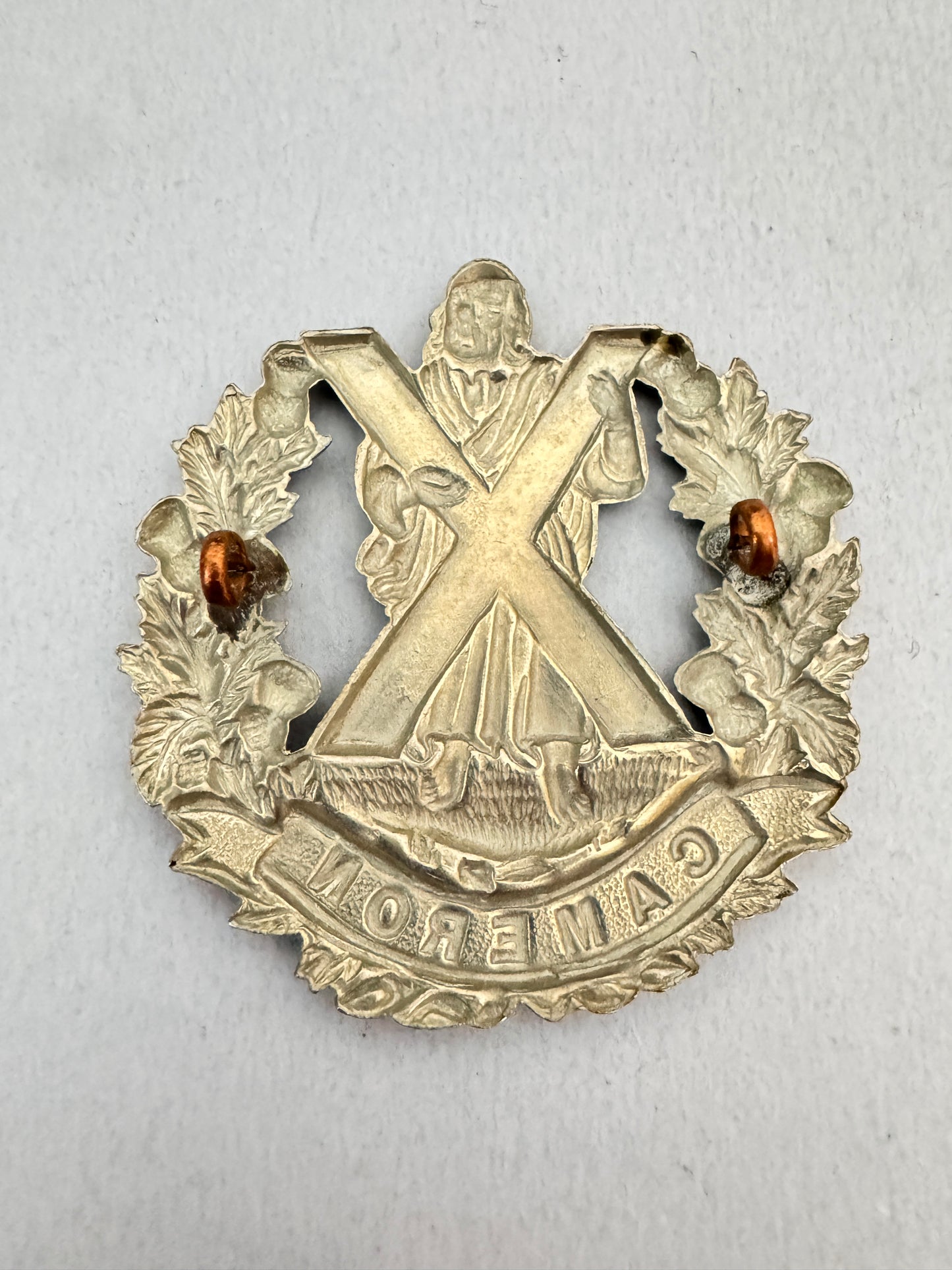 WW2 British Army Cameron Highlanders Glengarry Cap Badge