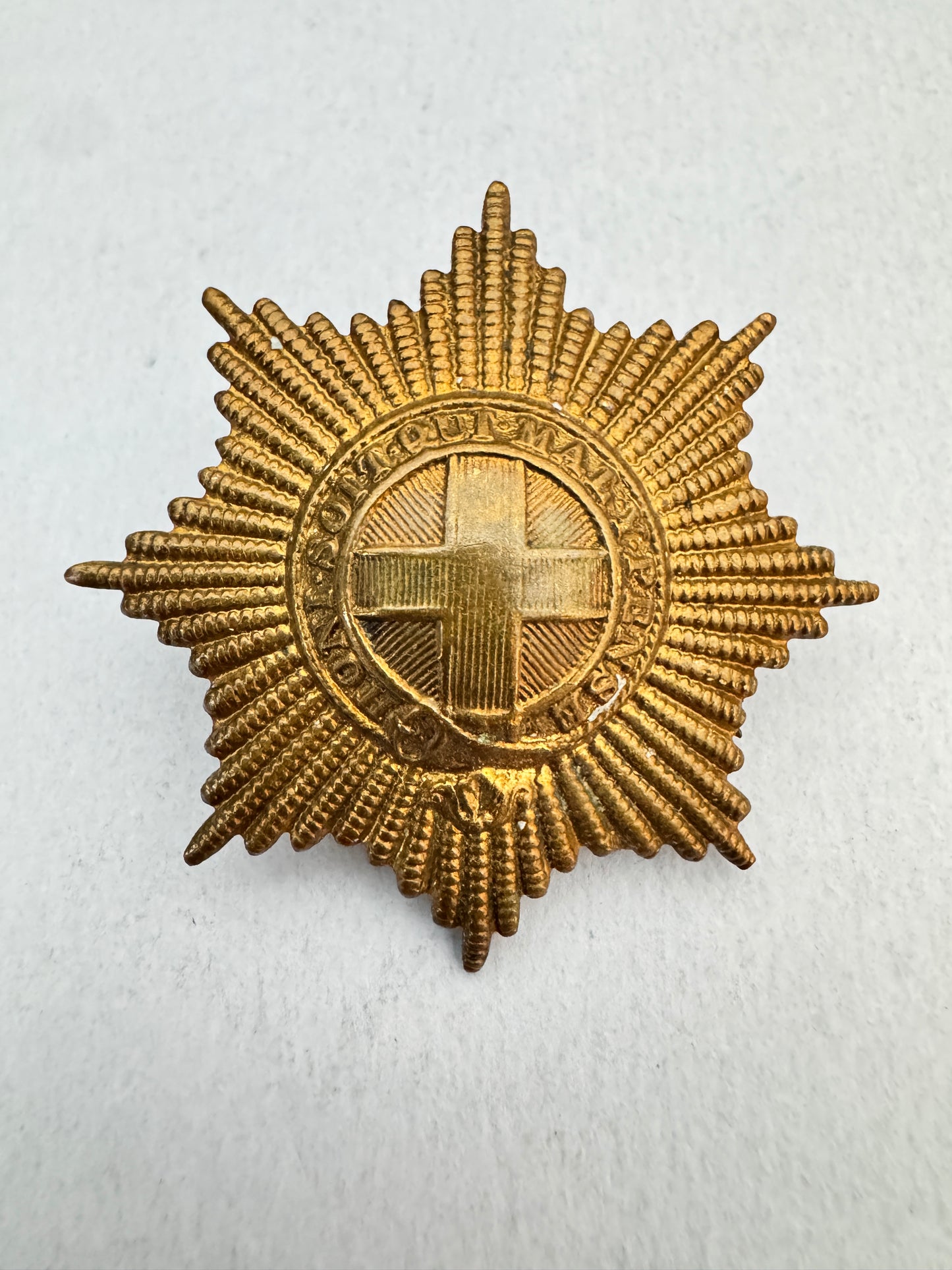 WW2 British Army Coldstream Guards Cap Badge