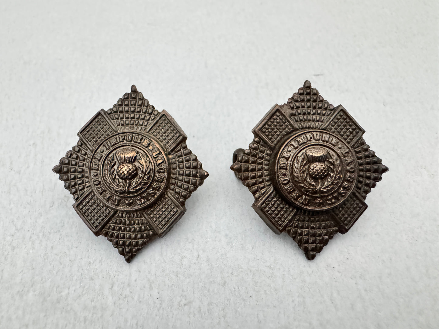 WW2 British Army Royal Scots Regiment Officer Collar Badges