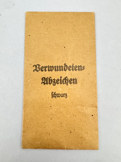 Black Wound Badge with Issue Packet