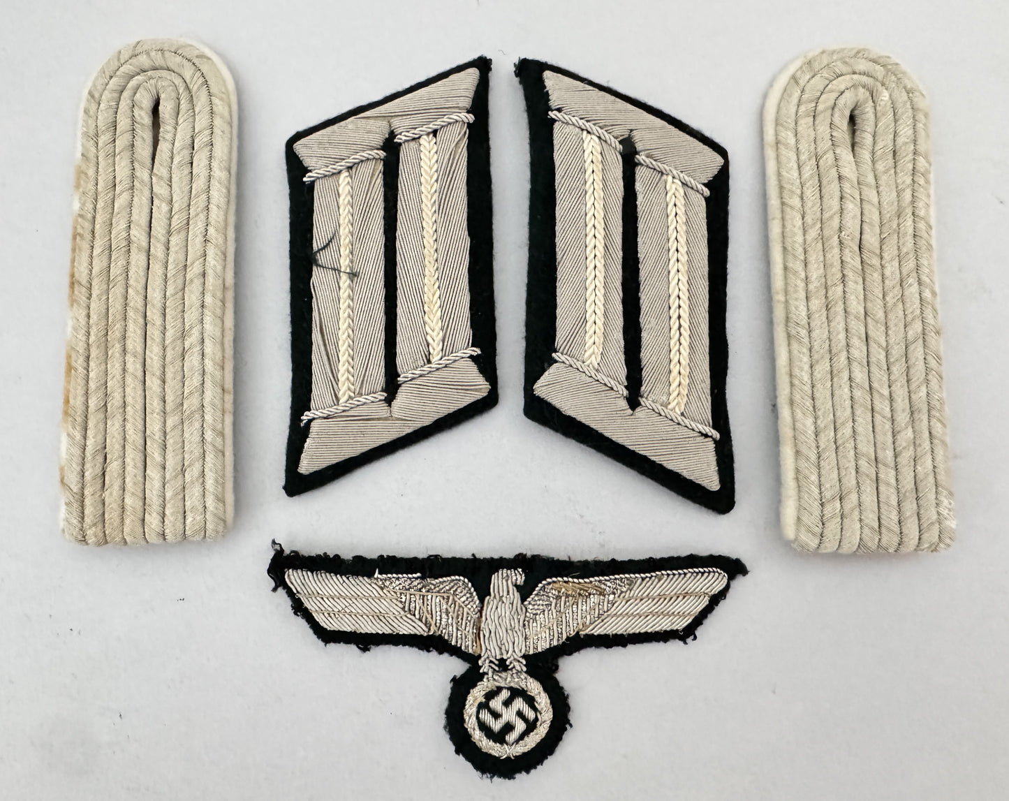 WW2 German Army Infantry Officer's Uniform Tunic Insignia